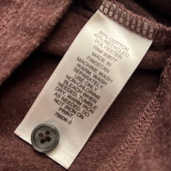 Set of Two Men’s Mutual Weave Henley’s. - Picture 5 of 5